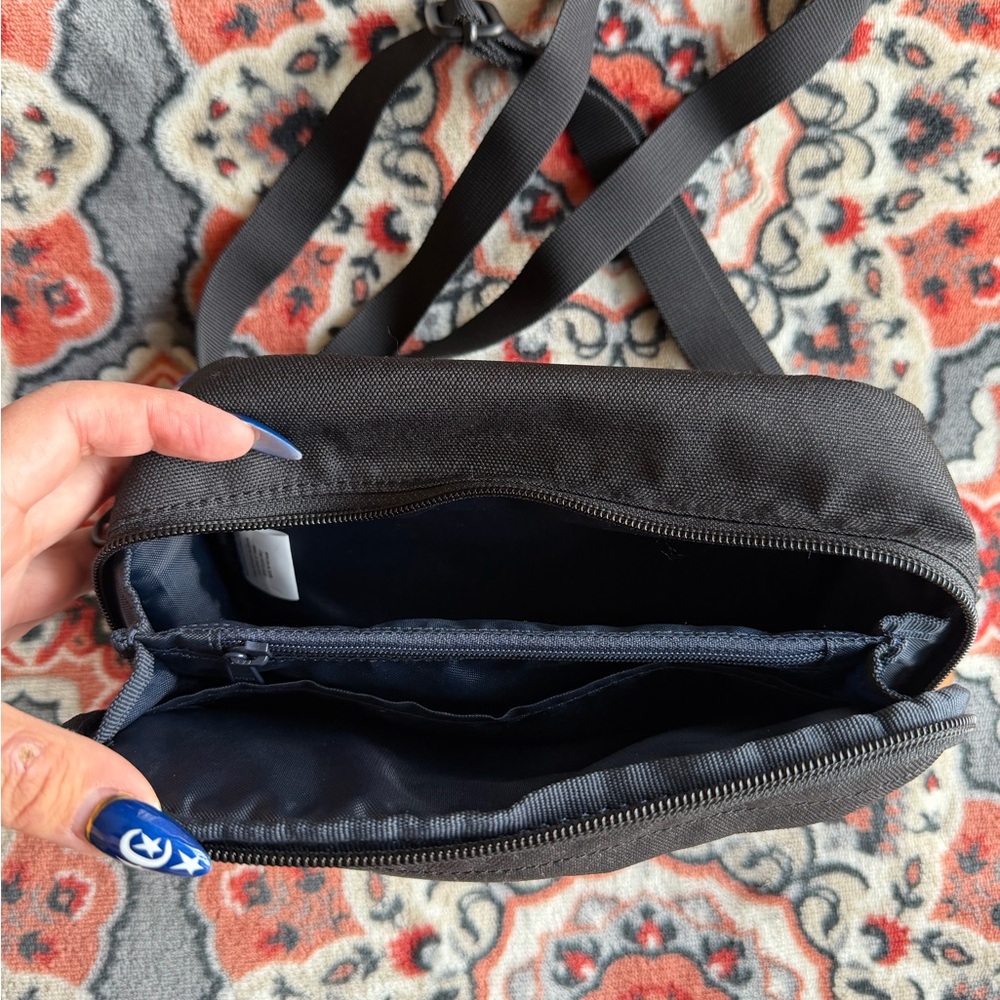 United By Blue Black and Tan Camera Bag - Picture 2 of 2